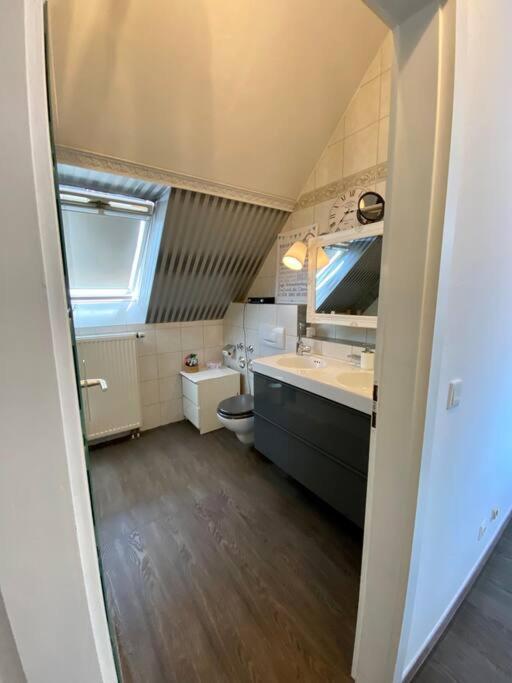 Light Flow Stylish Attic House. M. Balcony راستات المظهر الخارجي الصورة