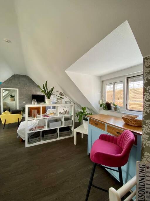 Light Flow Stylish Attic House. M. Balcony راستات المظهر الخارجي الصورة